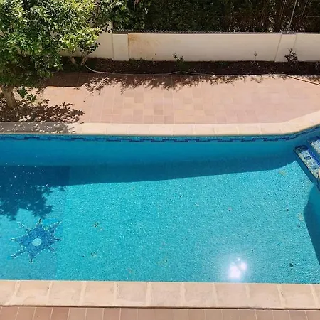 Semesterbostad Robles En Playa Den Bossa Con Piscina Privada *