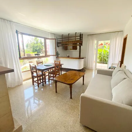 Semesterbostad Robles En Playa Den Bossa Con Piscina Privada *